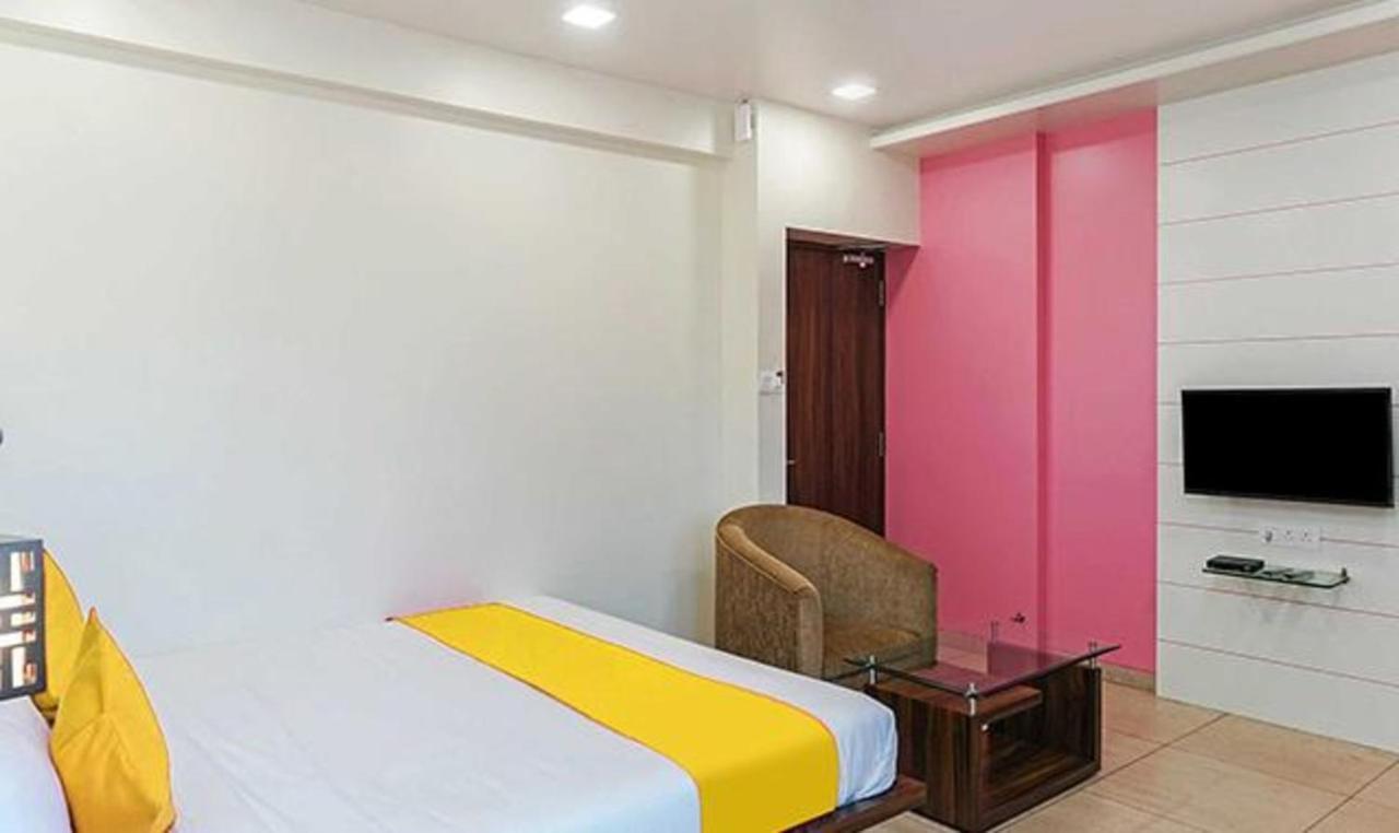 Fabhotel Karishma Palace Supe エクステリア 写真