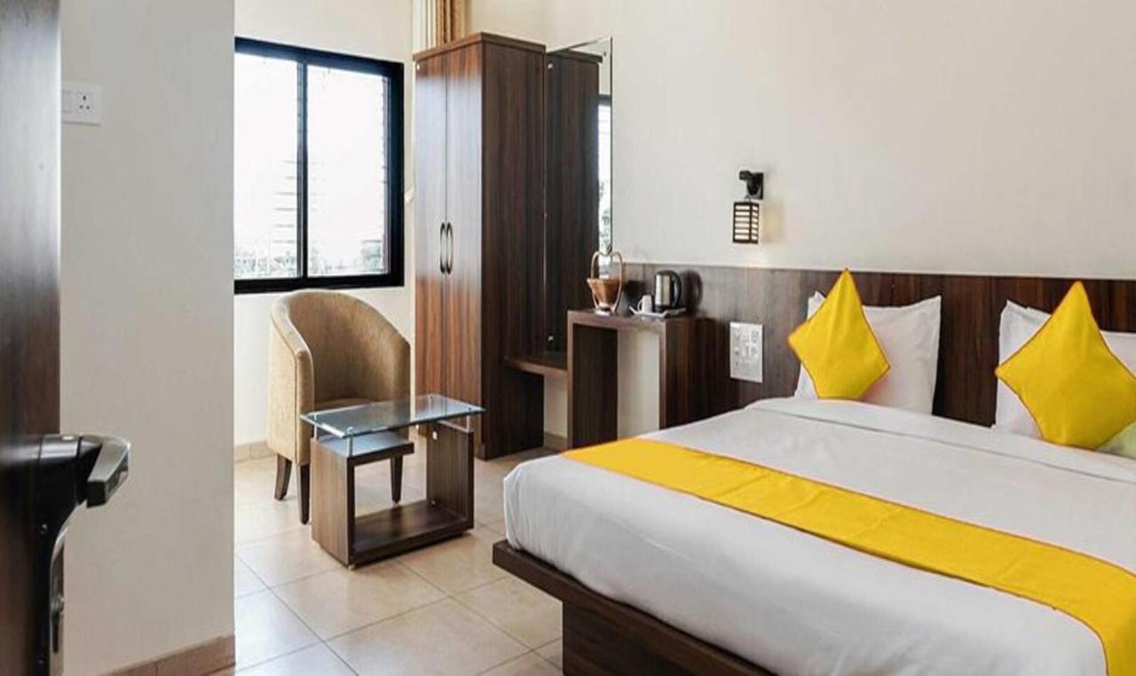Fabhotel Karishma Palace Supe エクステリア 写真