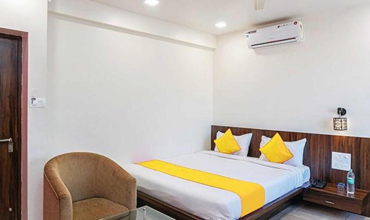 Fabhotel Karishma Palace Supe エクステリア 写真